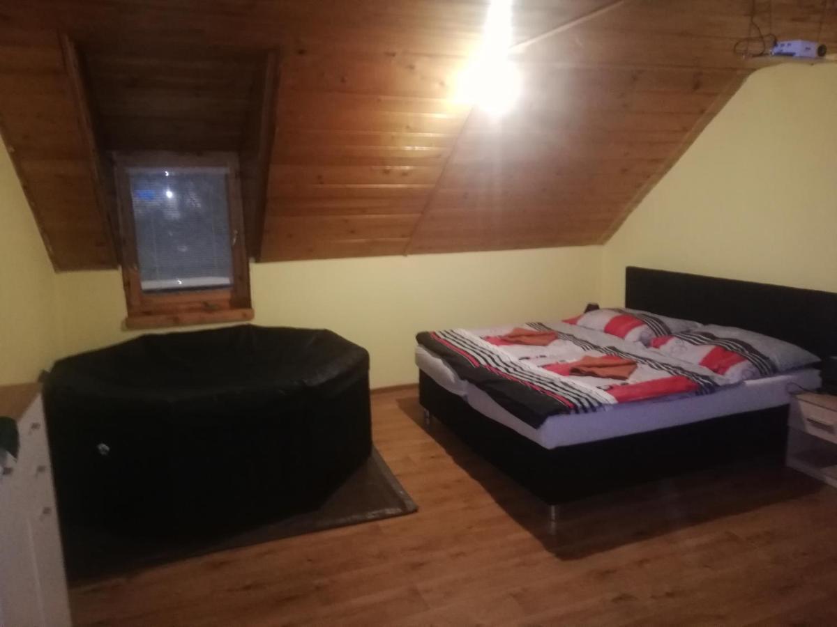 privát femamki Licartovce Exterior foto