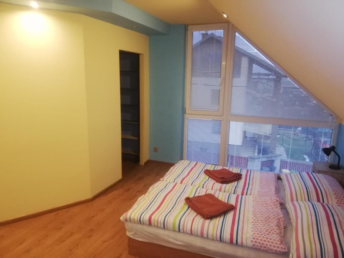 privát femamki Licartovce Exterior foto