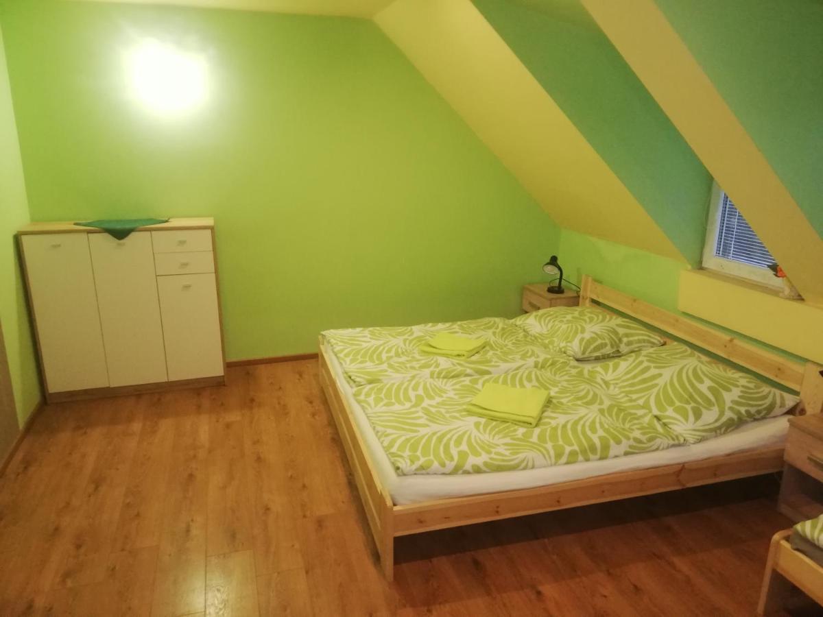 privát femamki Licartovce Exterior foto